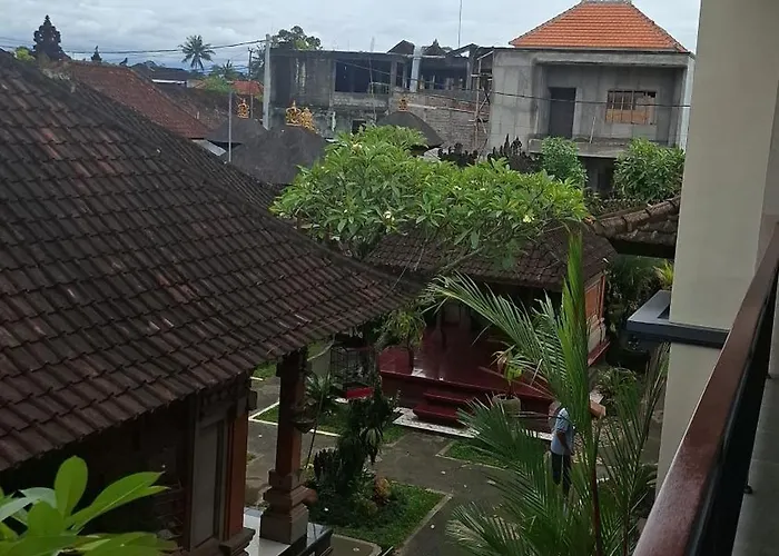 Pensión Kumpi *